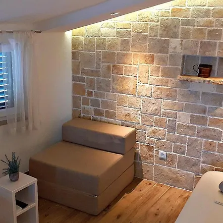 In By Interhome *