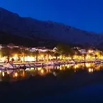 In By Interhome Apartman Baška Voda